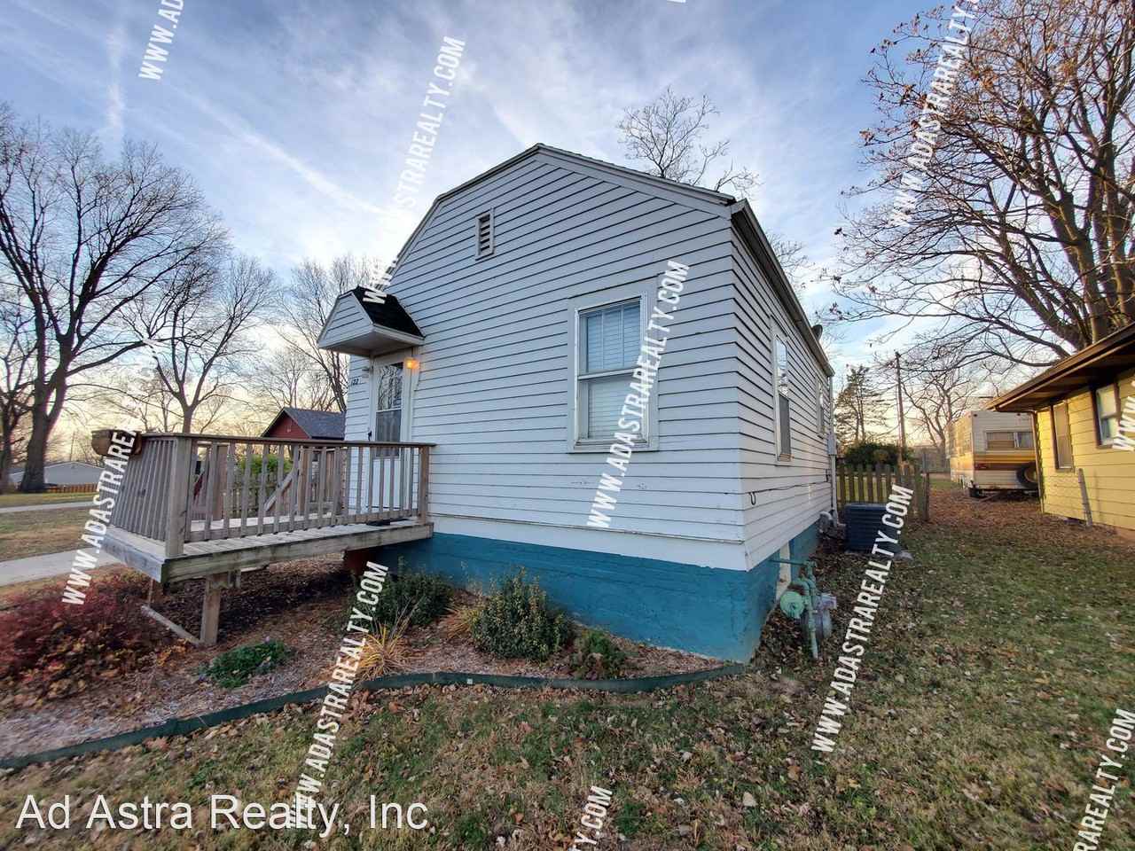 122 N Arlington Ave - Photo 3 of 13