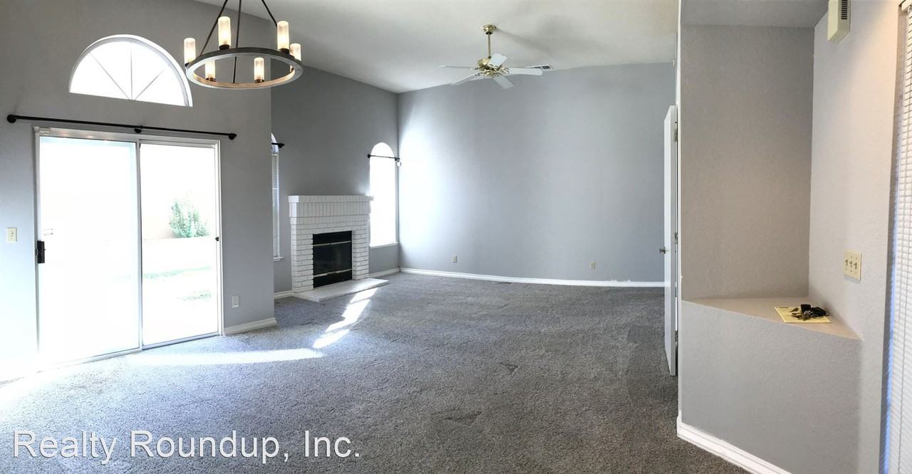 9374 Rampton Ct - Photo 2 of 15