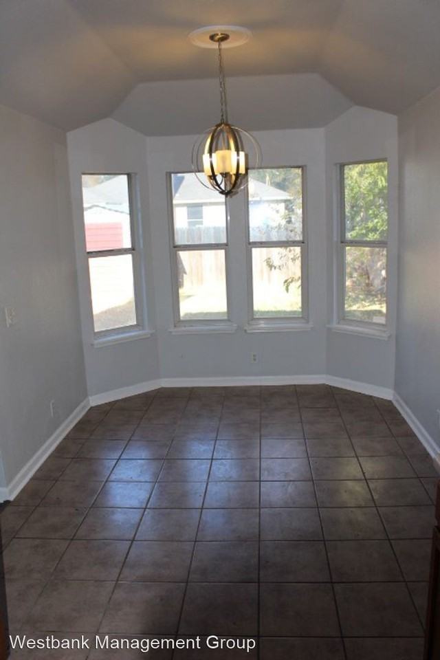 14504 Varrelman St - Photo 3 of 10