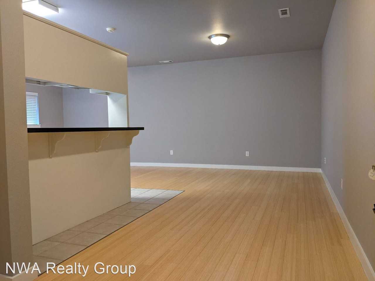 510 Sw B St #20 - Photo 2 of 15