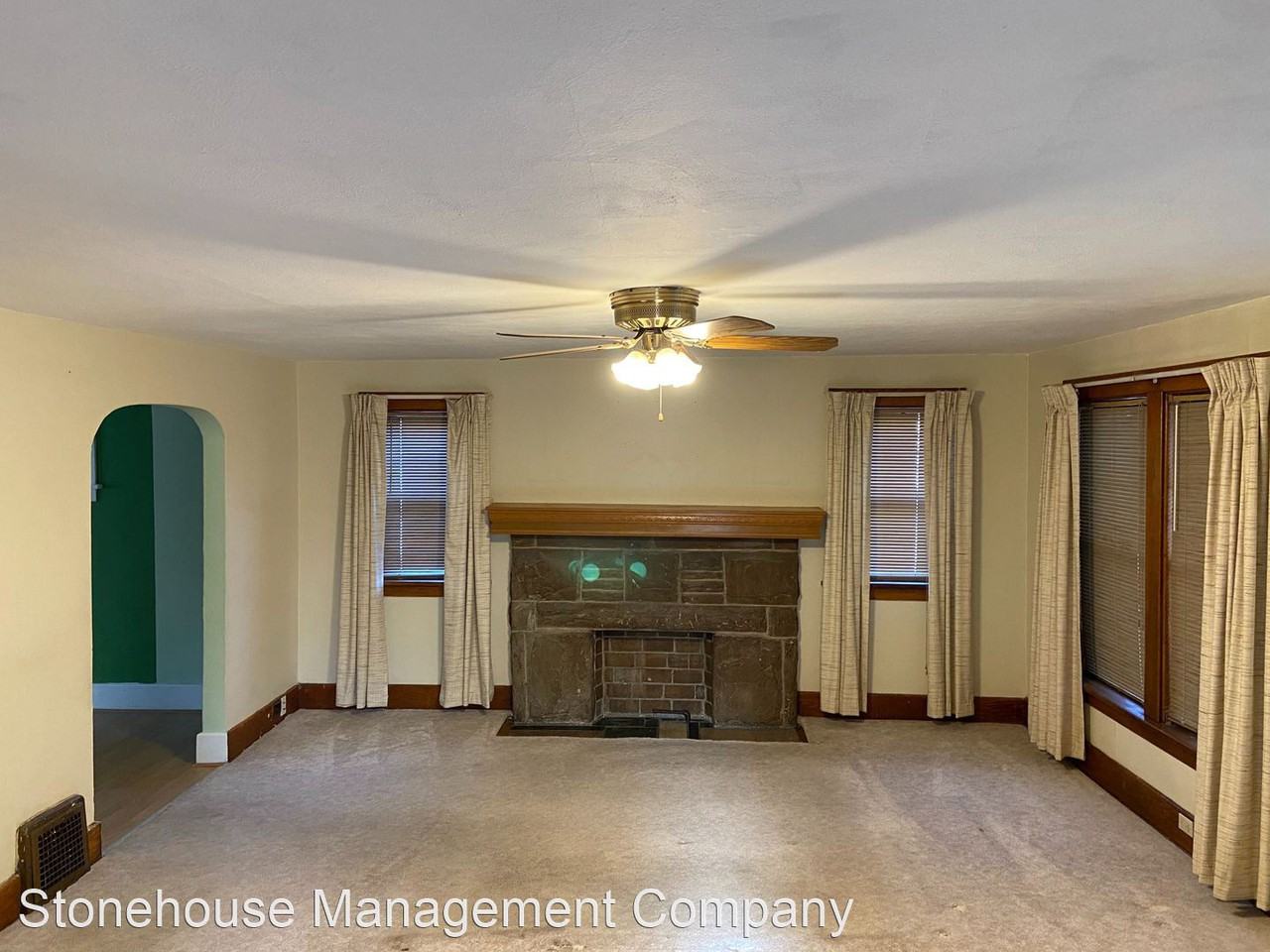 672 Payne Ave - Photo 2 of 16