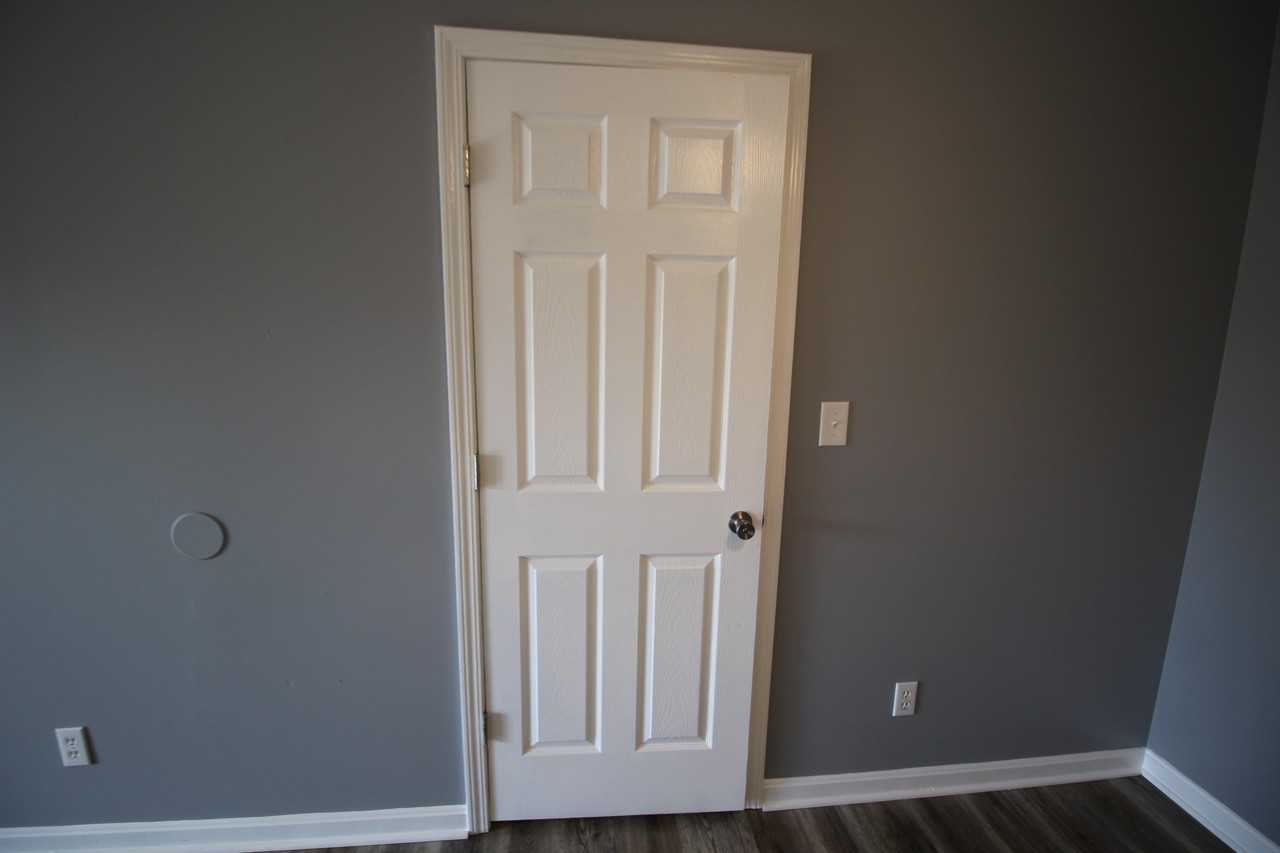 165 N Buckman St Bldg B - Photo 3 of 20