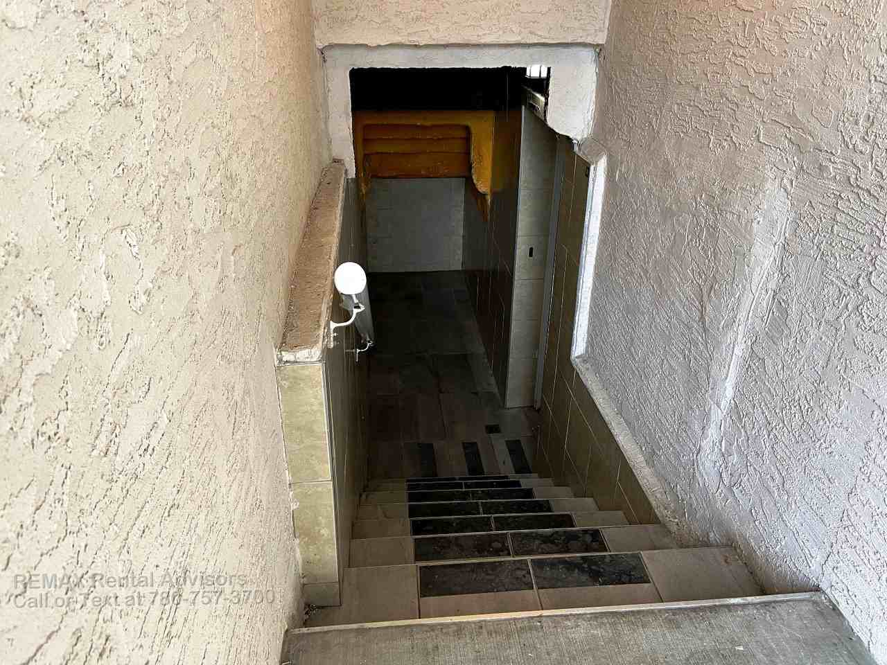 12847B 86 St Nw - Photo 2 of 14