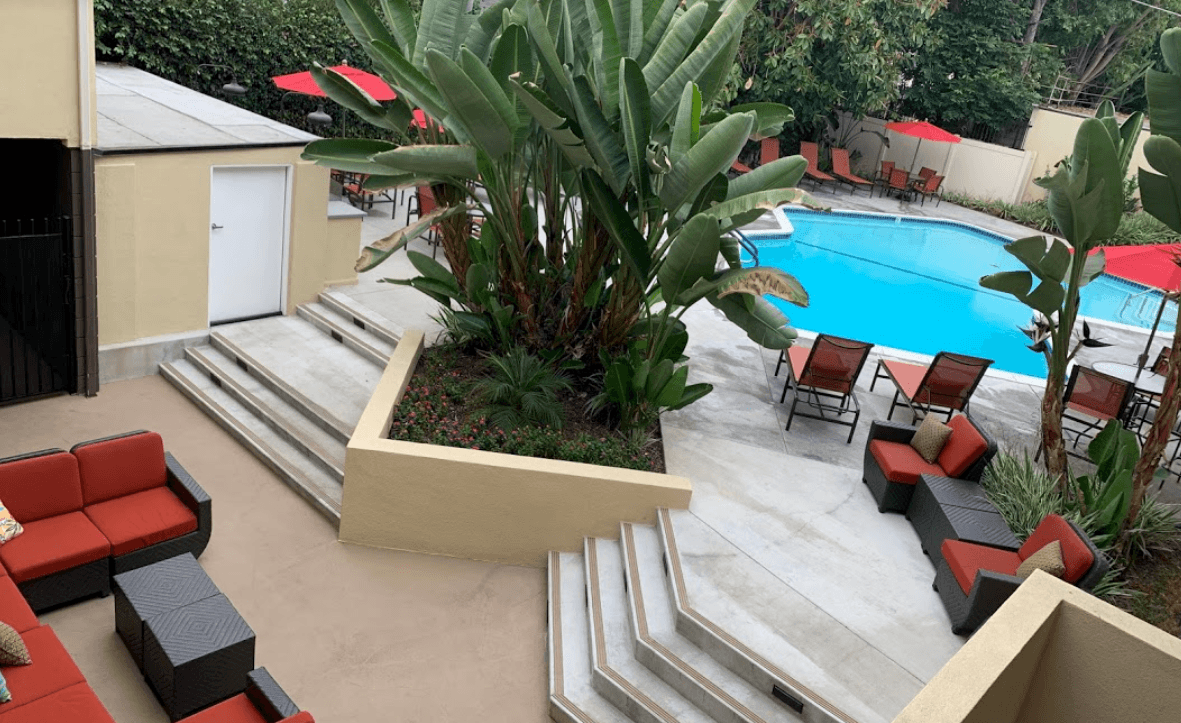 South Olive Apartments - Photo 4 of 22