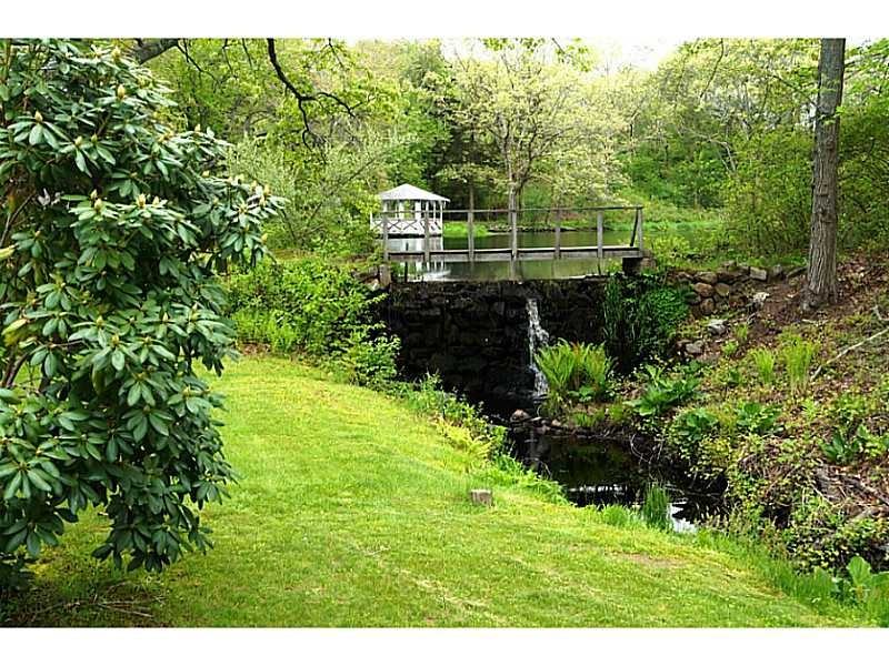 393 Eban Slocum Rd - Photo 3 of 16