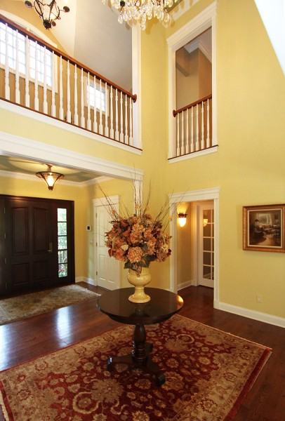 5 Huntington Rd - Photo 3 of 24