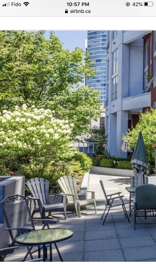 933 Seymour St - Photo 7 of 14