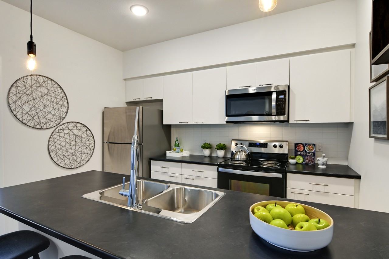 The Pacific - Photo 3 of 18