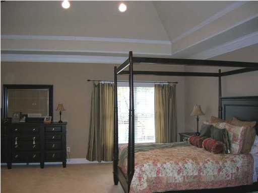 832 Secret Garden Dr - Photo 3 of 20