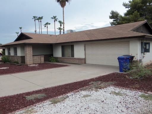 1752 S Palmer - Photo 2 of 6