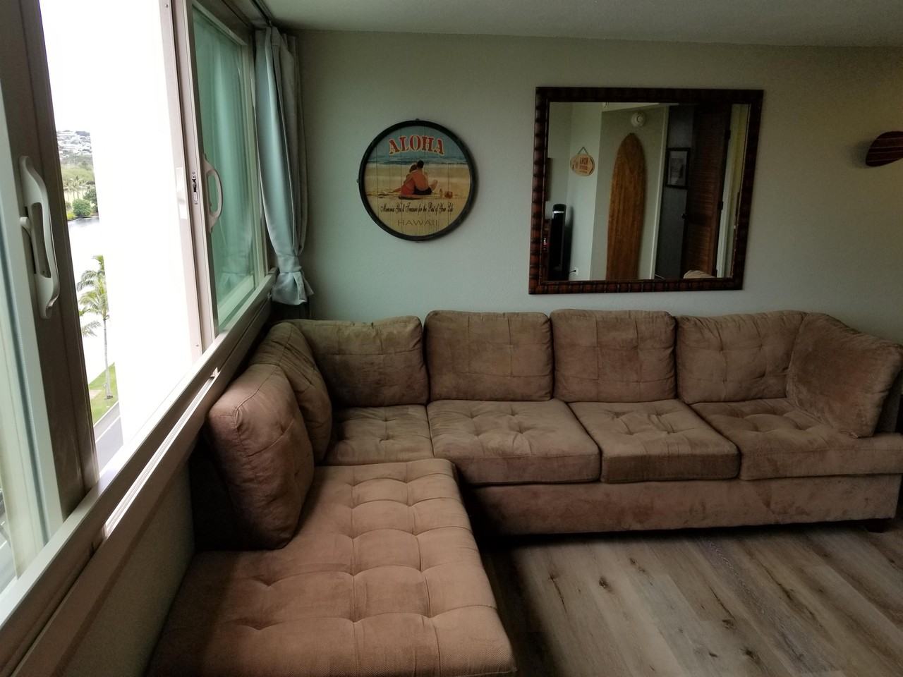 445 Seaside Ave - Photo 2 of 9