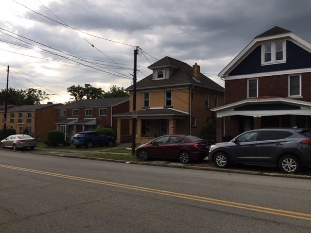 4833 Interboro Avenue - Photo 3 of 13