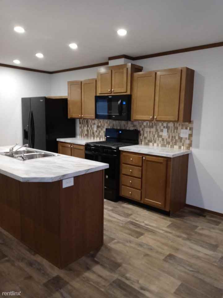 10724 N Lewis Ter - Photo 2 of 6