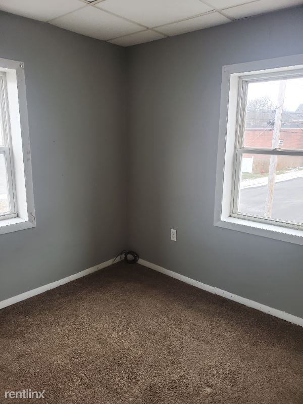 605 605 Main St 2 - Photo 2 of 11