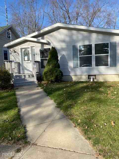 637 Tisdale Ave - Photo 2 of 21