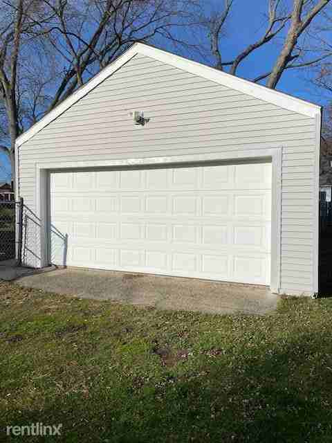 637 Tisdale Ave - Photo 3 of 21