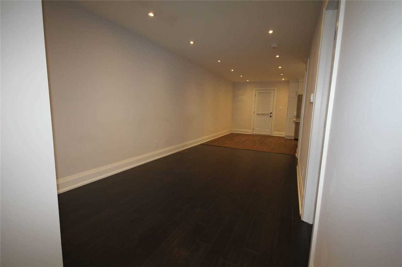 14 Rotherham Avenue #Main - Photo 3 of 8