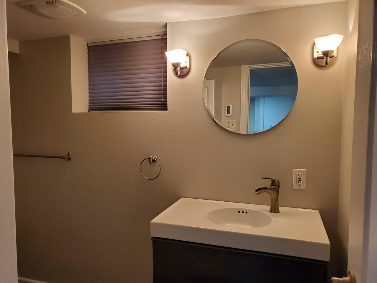 111 Glen Albert Drive - Photo 7 of 9