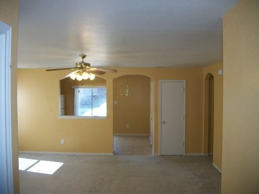 2909 Blackburn Dr - Photo 2 of 4