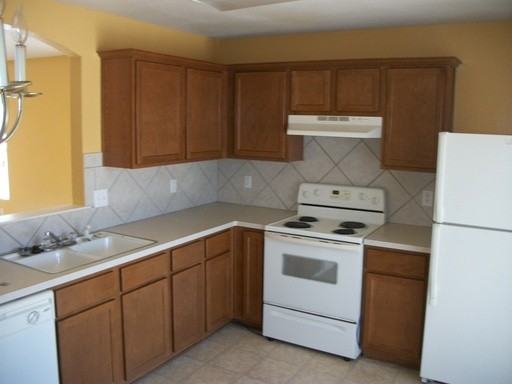 2909 Blackburn Dr - Photo 3 of 4