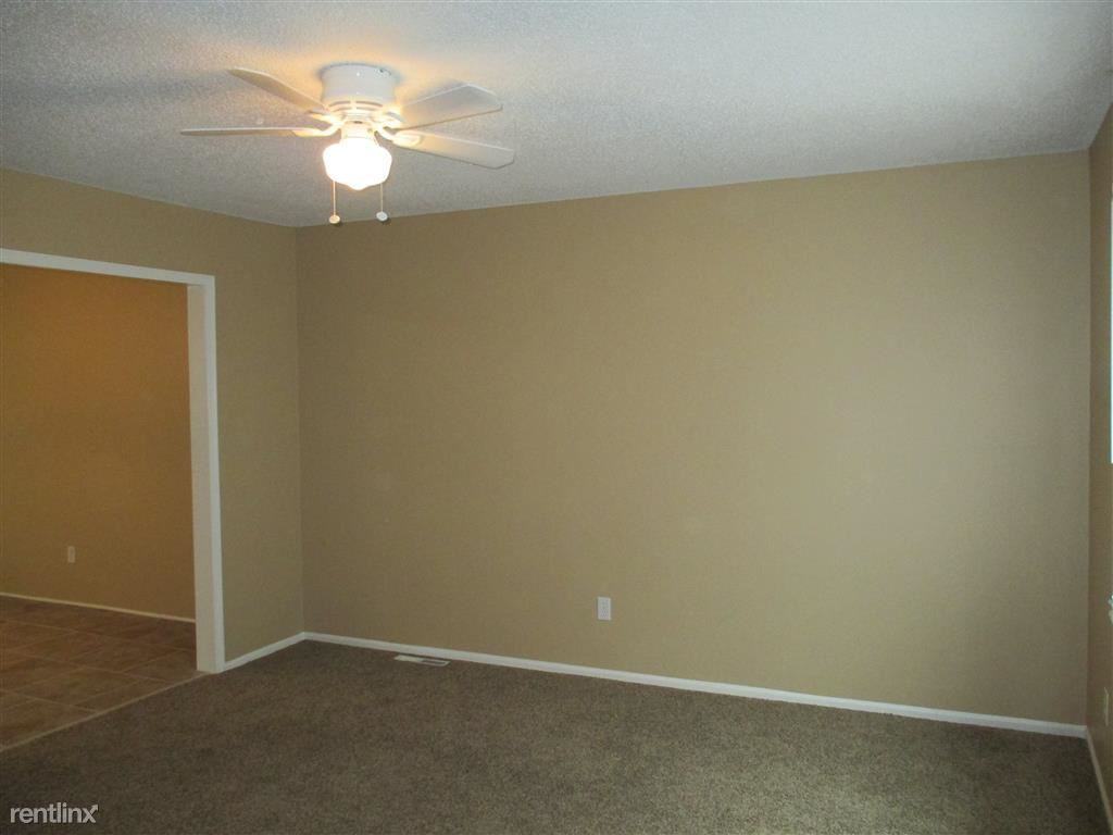 5013 Nw Pennington Ln - Photo 2 of 16