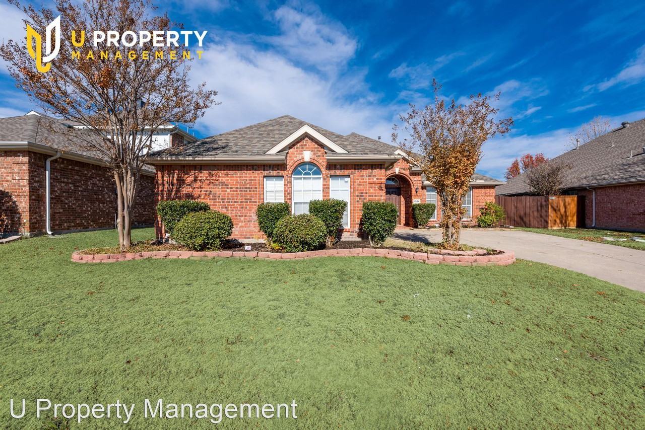 1334 Kingsley Dr - Photo 3 of 30
