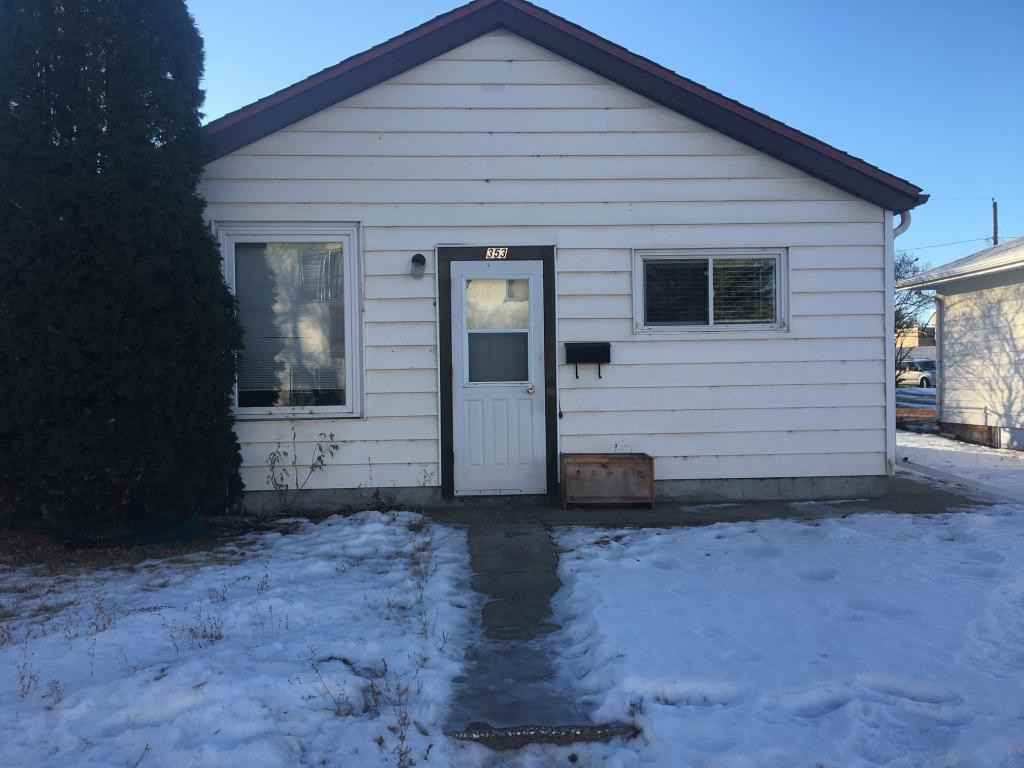 353 Lillooet Street West Apartments 353 Lillooet St W, Moose Jaw, SK