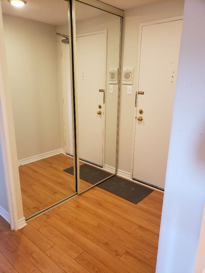 1081 Ambleside Tower I Apts. - Photo 3 of 12