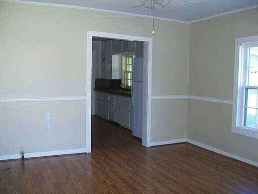 155 Bean St - Photo 2 of 15