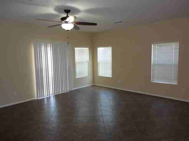 5428 West Ellis Drive - Photo 3 of 15