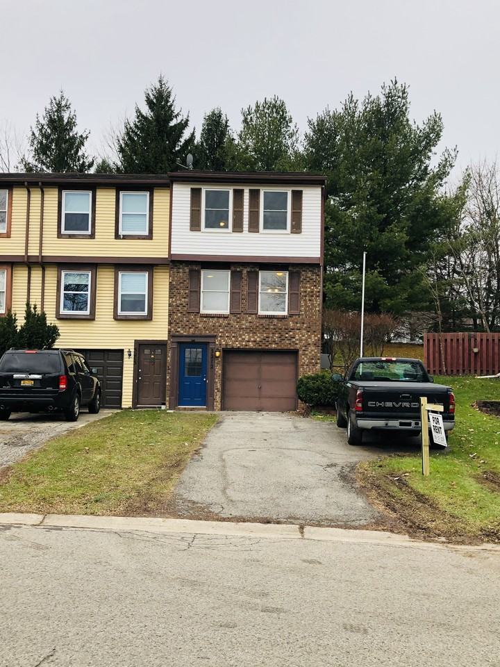 3212 Sherwood Drive - Photo 2 of 18