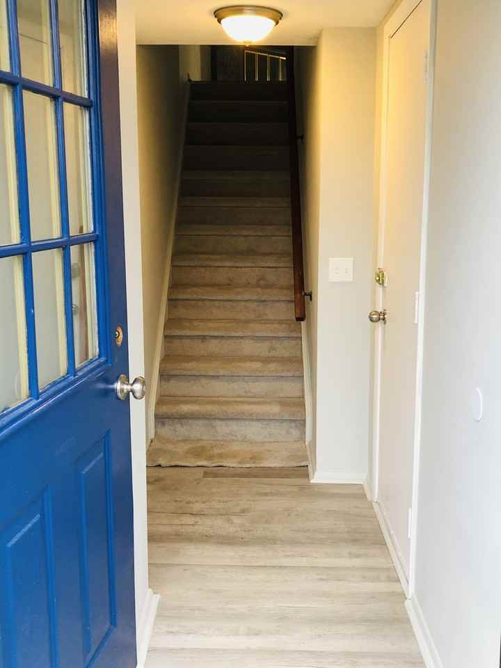 3212 Sherwood Drive - Photo 3 of 18