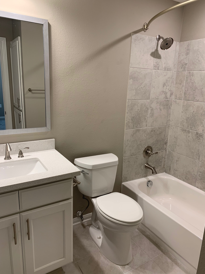 CrescentWood Apartments - Photo 4 of 21