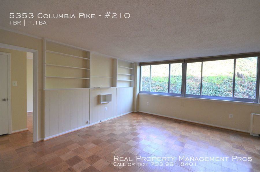 5353 Columbia Pike #210