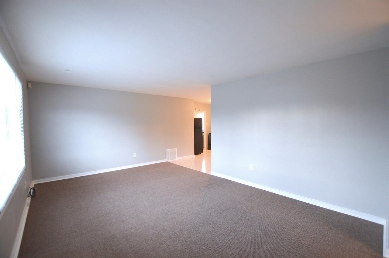 6262 E 24th St - Photo 2 of 12