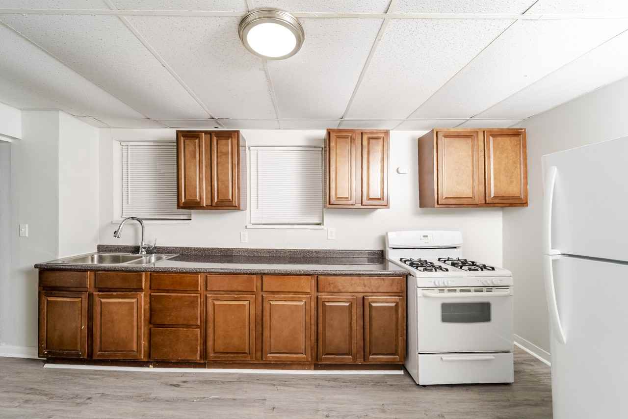 687 4th Avenue #2 - Photo 2 of 22