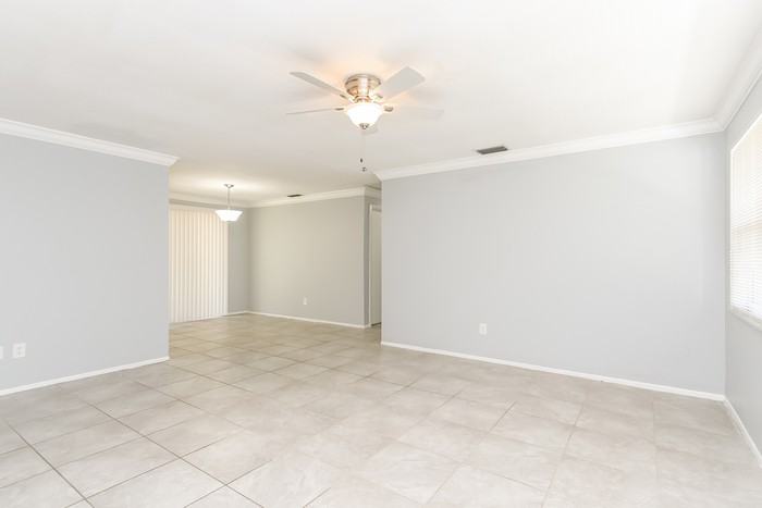 807 Dellena Ln - Photo 3 of 16