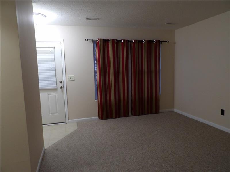 2222 Algiers St - Photo 3 of 36