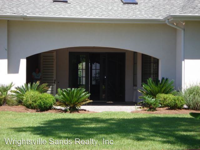 1425 S Moorings Dr - Photo 3 of 15