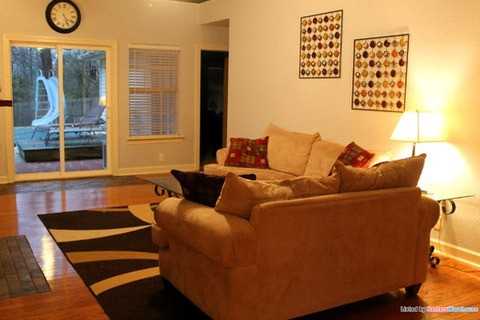 608 Pebblestone Ct - Photo 3 of 15