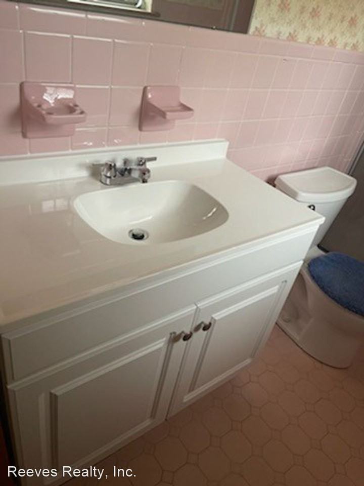 2706 West Rd - Photo 2 of 12