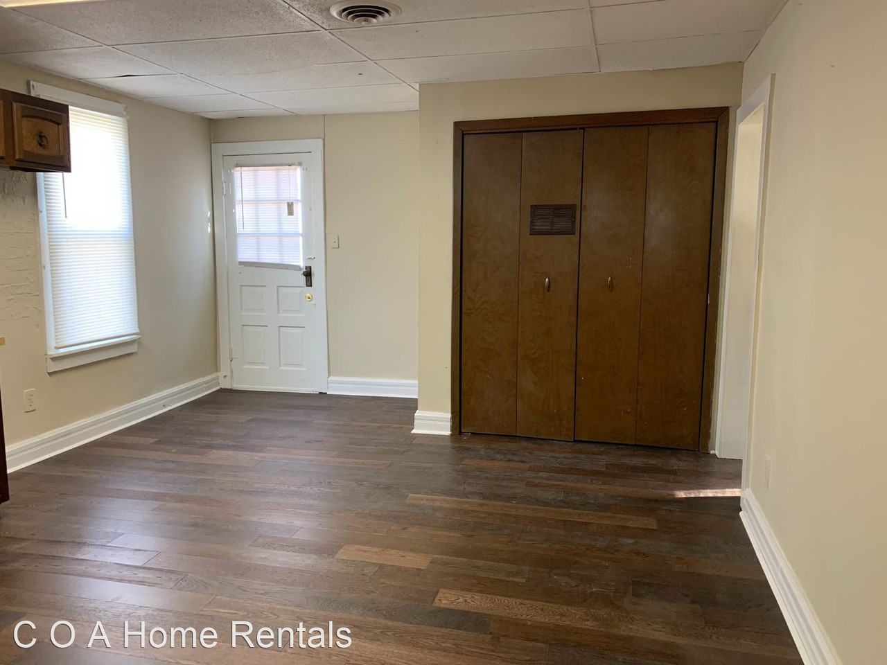 326 N Millwood St - Photo 3 of 9