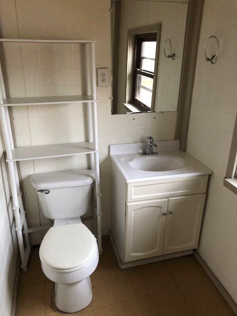 1411 Saint Louis Street - Photo 2 of 4