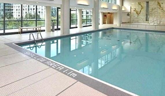 215 Fort York Boulevard - Photo 3 of 6