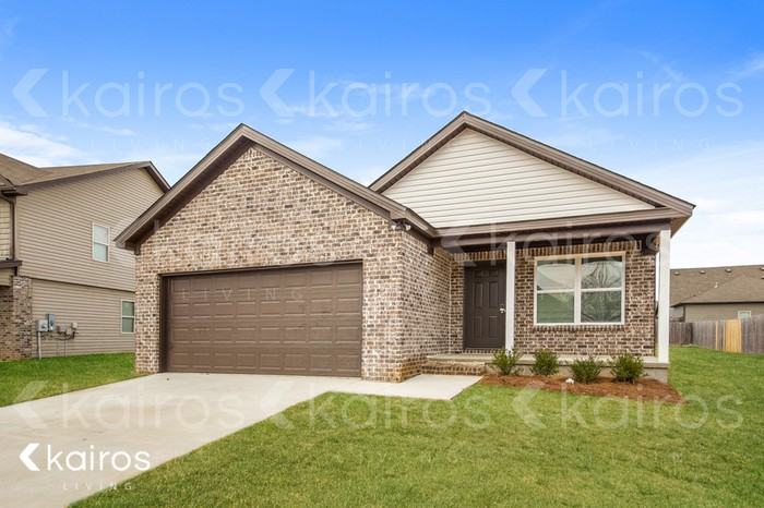 1451 Maxwell Cir - Photo 3 of 16