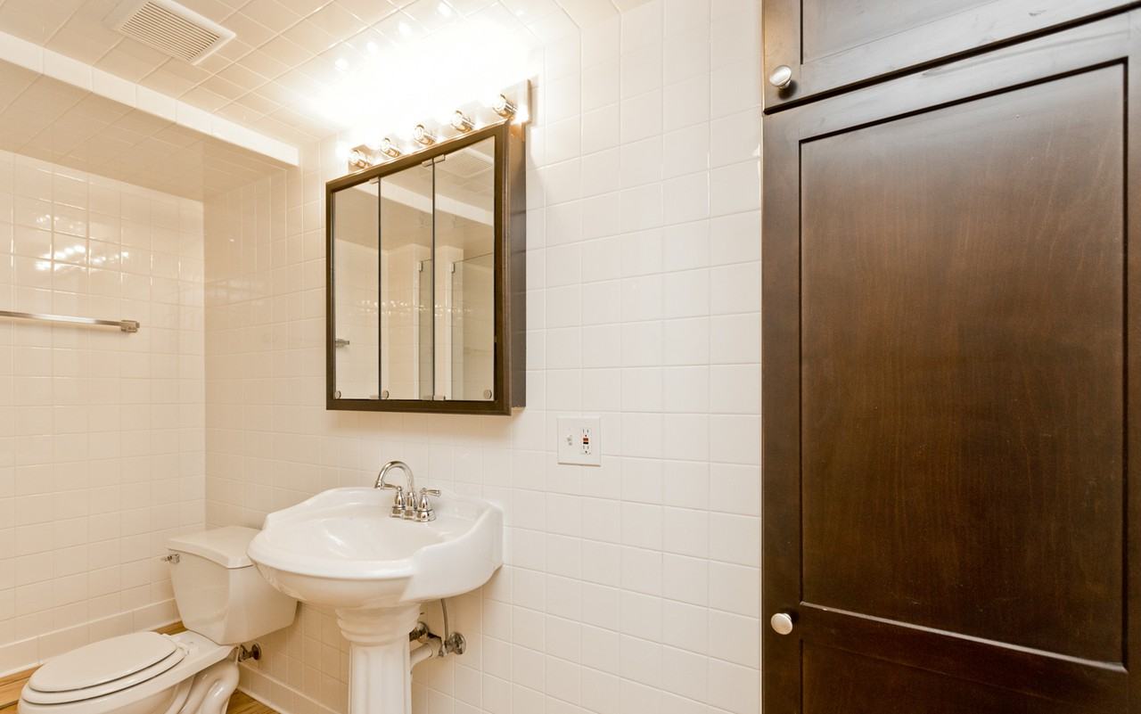 1535 W. Addison - Photo 3 of 78