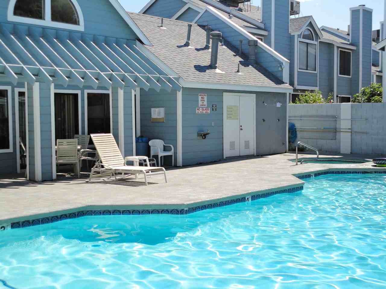 W Desert Inn Rd S Decatur Blvd Las Vegas Nv 89146 3 Bedroom Apartment For Rent Padmapper