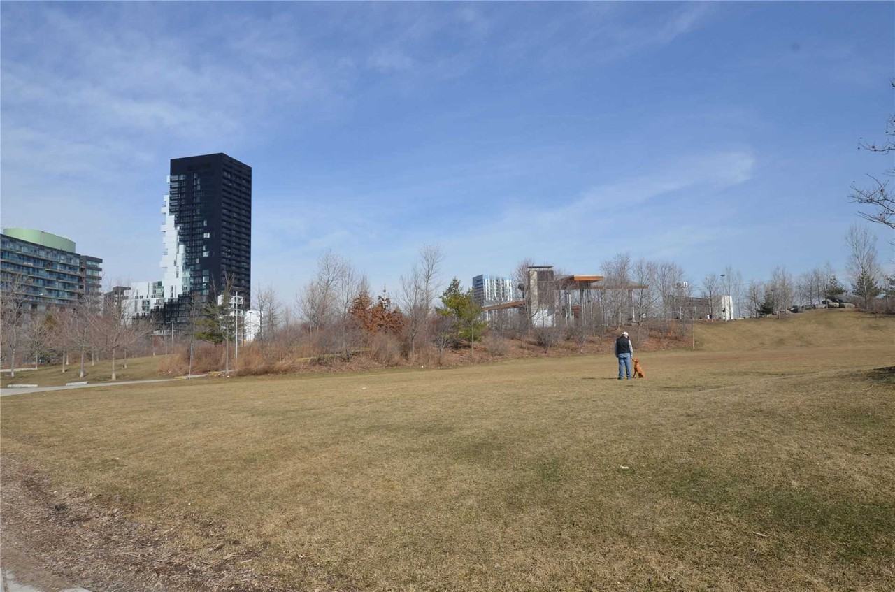 170 Bayview Avenue #1501