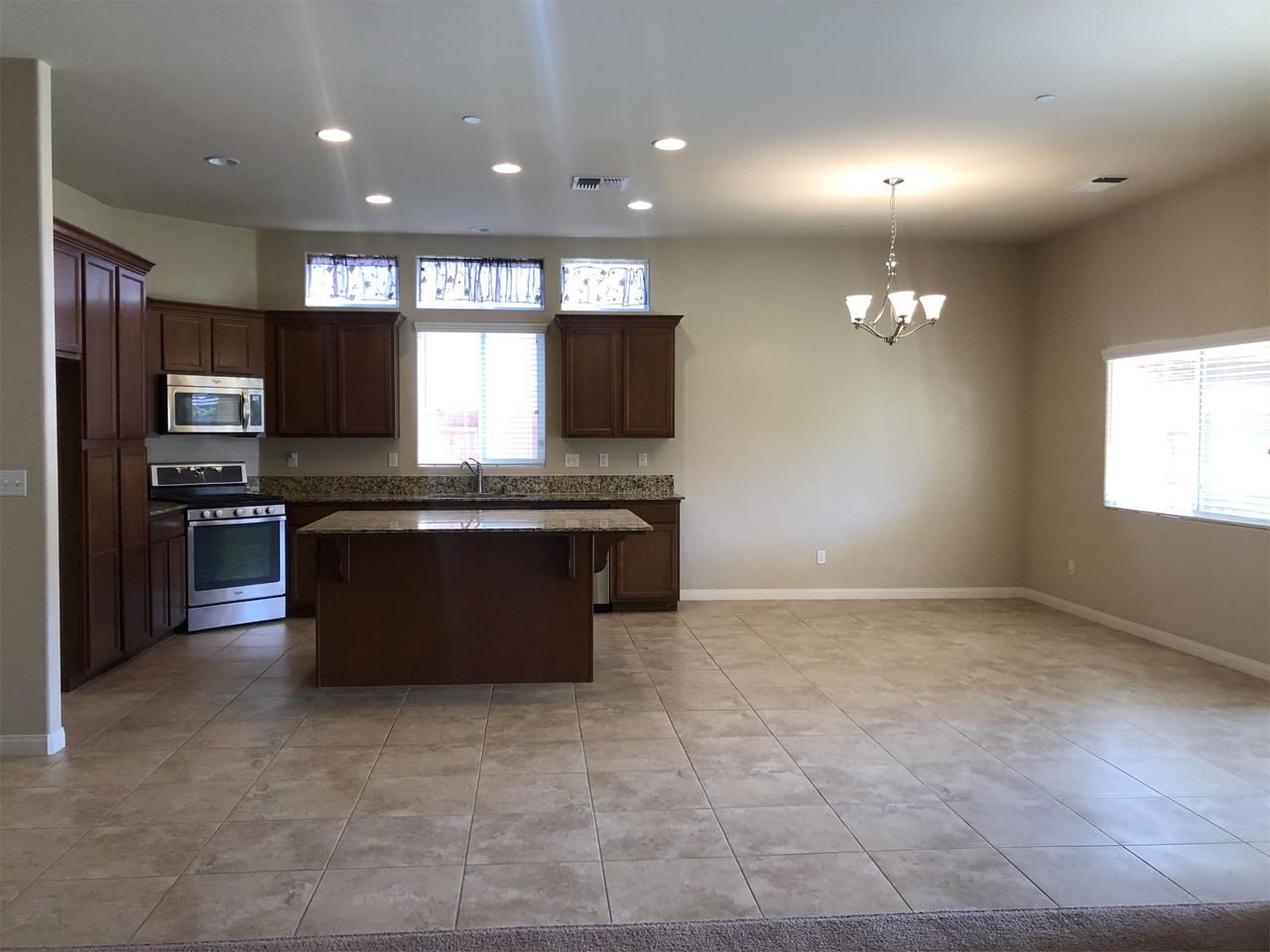 9517 Meadow Falls Dr - Photo 2 of 20