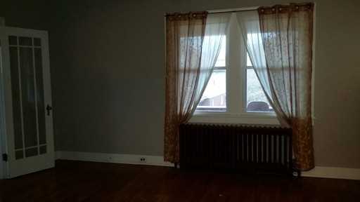 624 Danbury St - Photo 3 of 5